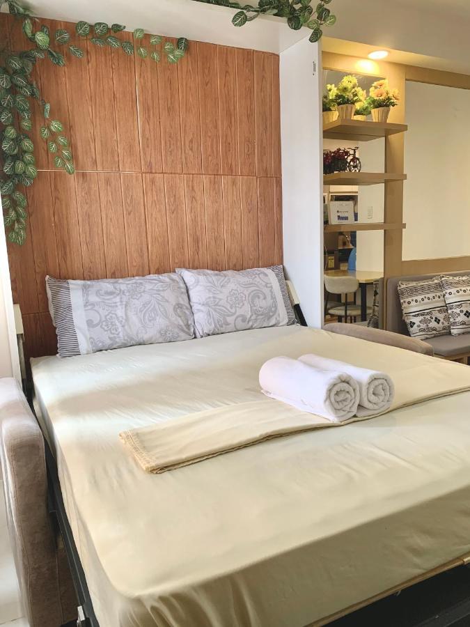 The Persimmon Studios Near Ayala And Sm City Cebu Eksteriør bilde