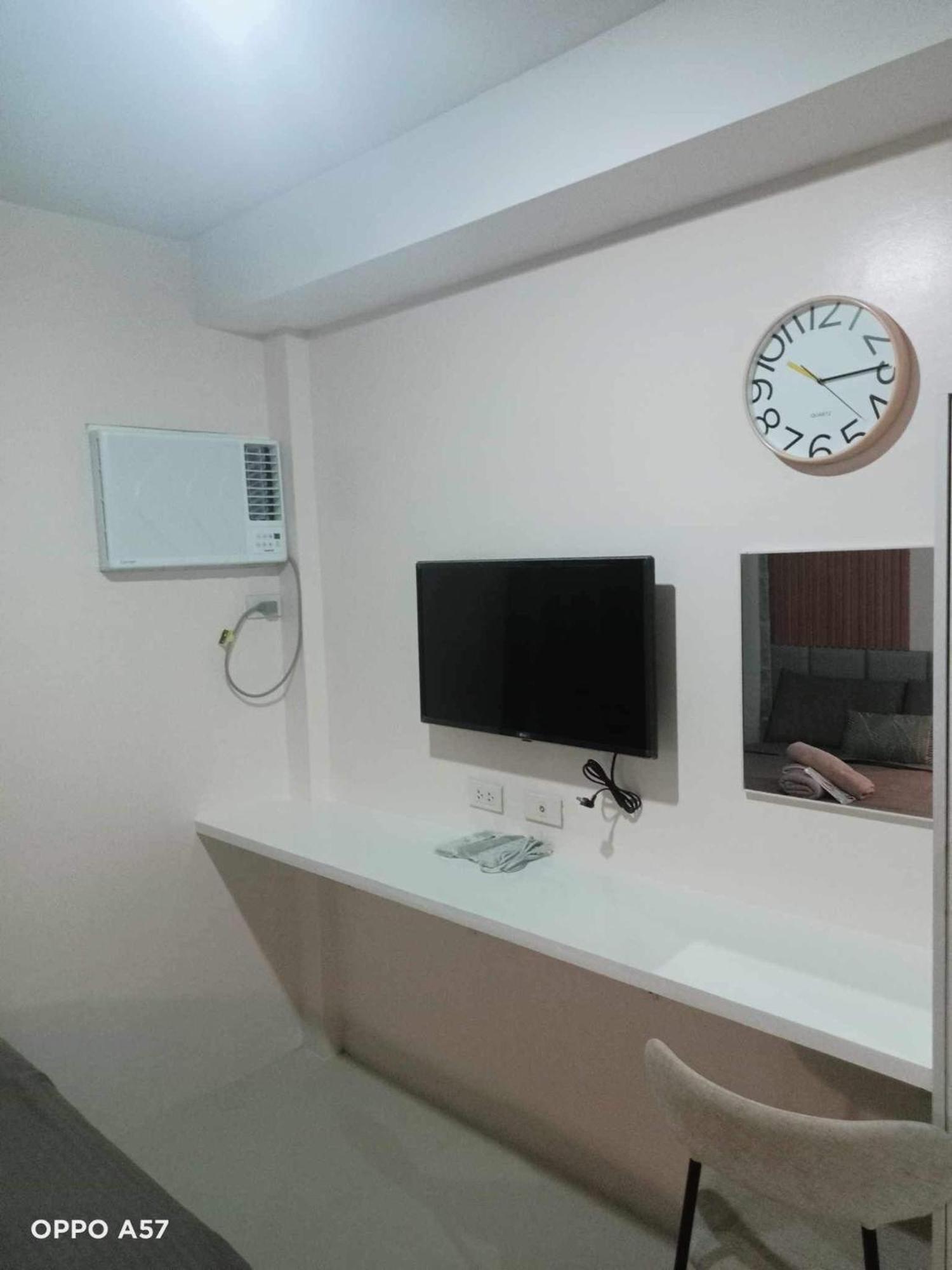 The Persimmon Studios Near Ayala And Sm City Cebu Rom bilde
