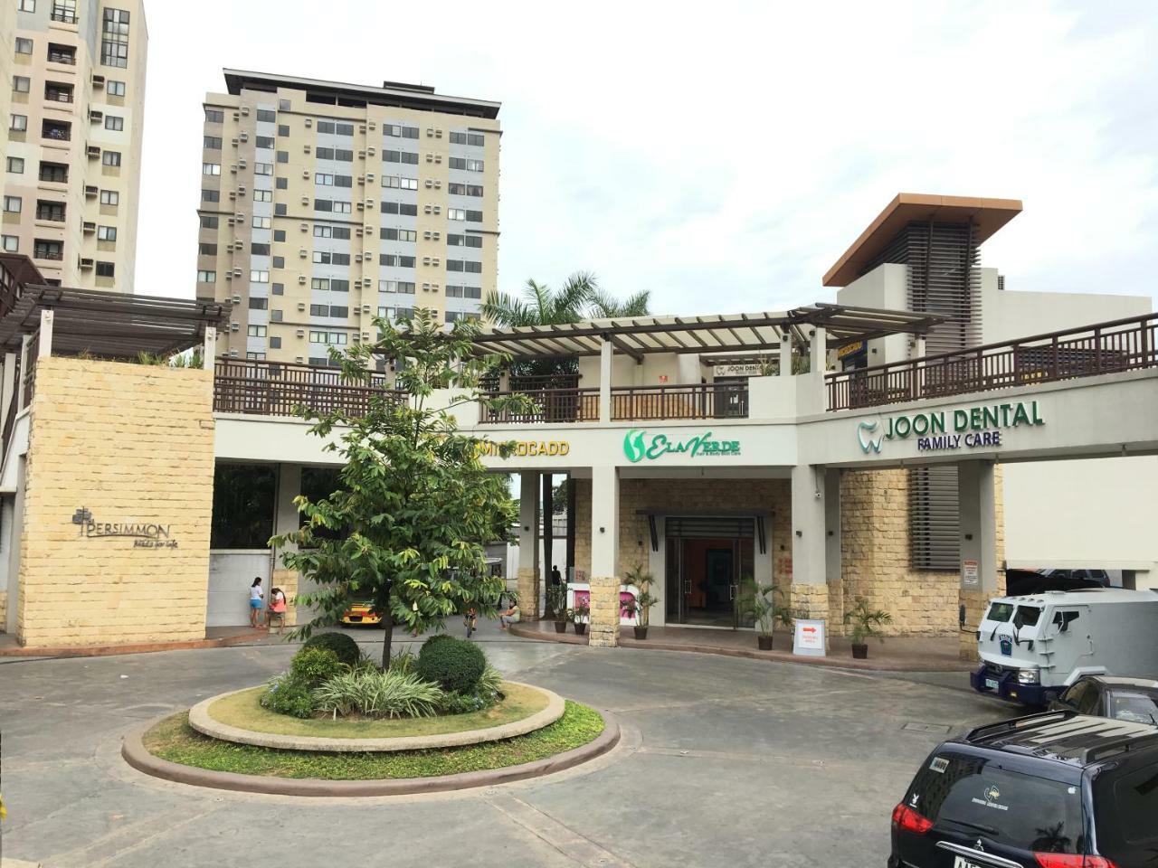 The Persimmon Studios Near Ayala And Sm City Cebu Eksteriør bilde